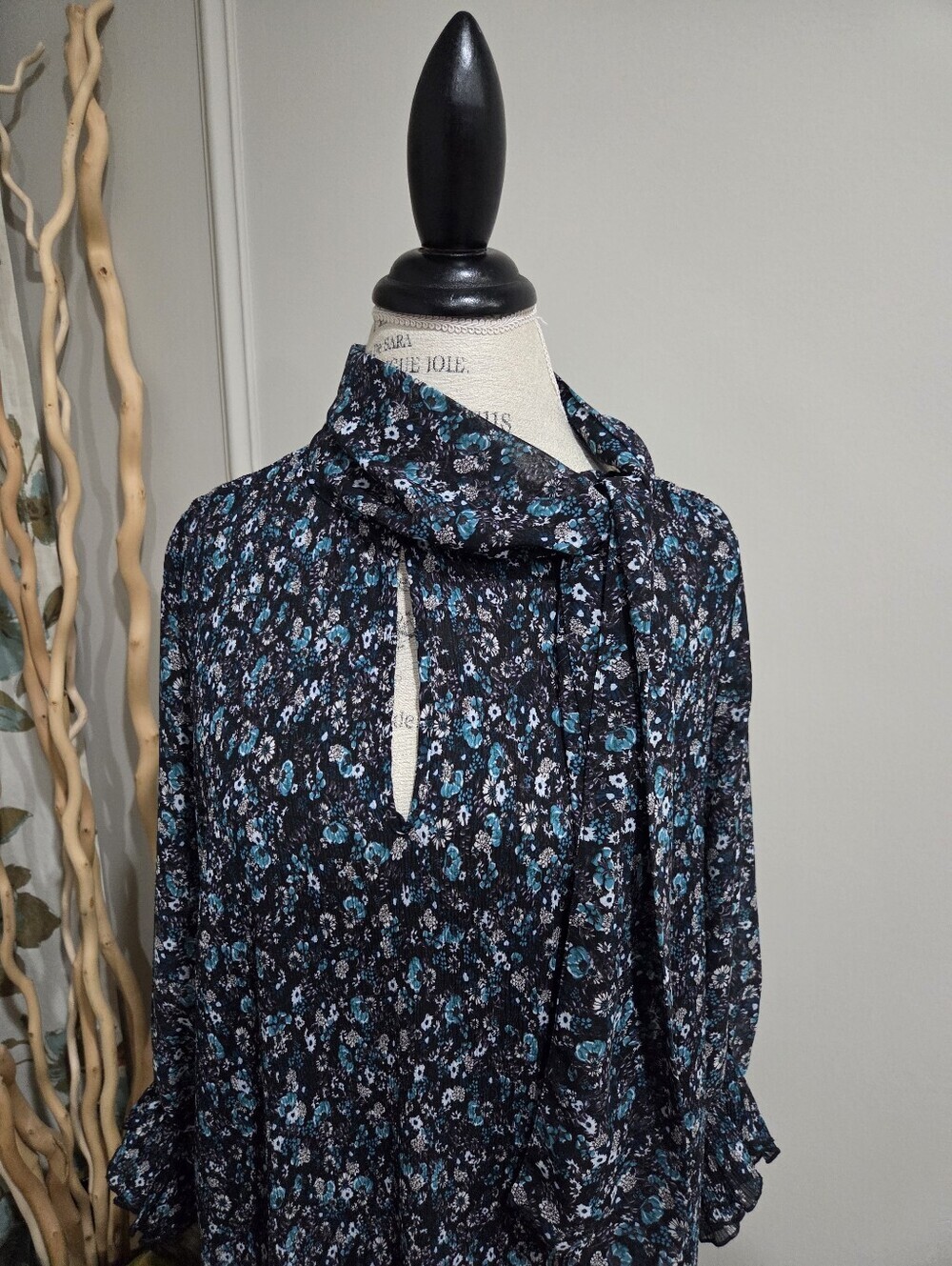 Zara Black /blue Floral Long-Sleeve Tie-Neck Dress Sz.M - Picture 2 of 10